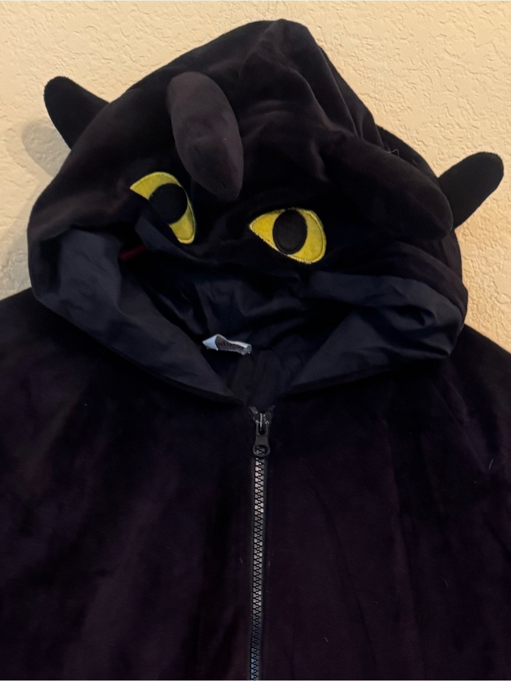 Dreamworks How to Train Your Dragon Toothless Hoodie With Wings and Tail 8/10 - Picture 2 of 4